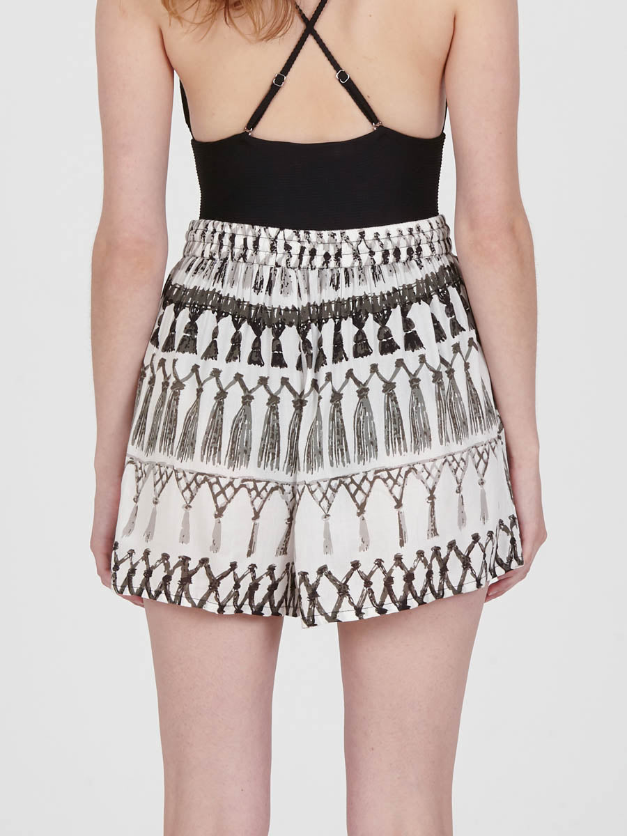 FRINGES WHITE shorts