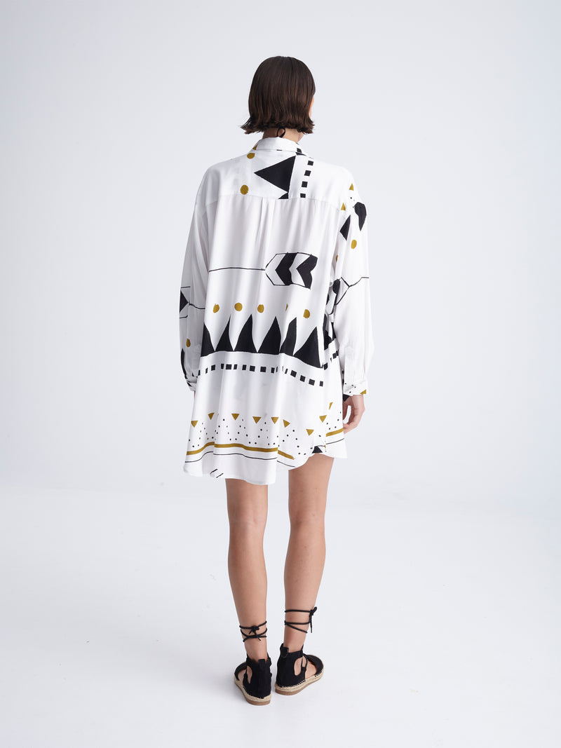 HIGH TIDE loose shirt