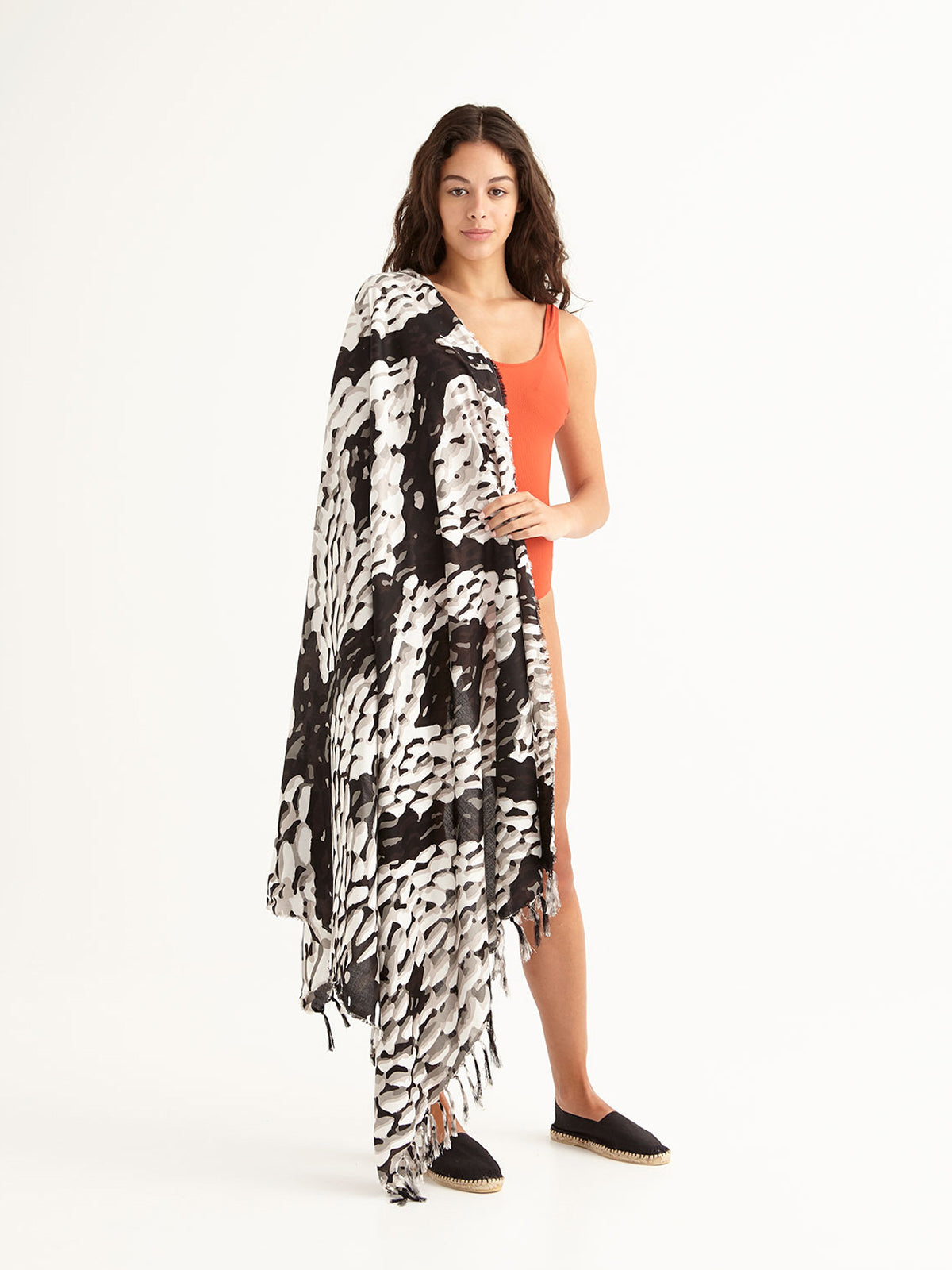 PEBBLES pareo sarong