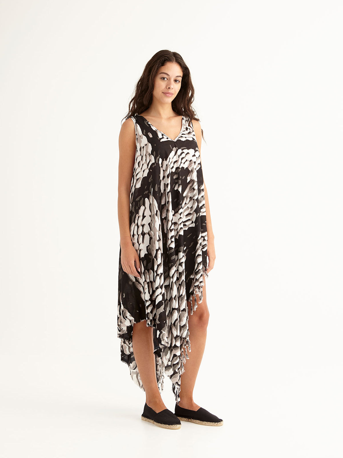 PEBBLES sleeveless pareo dress