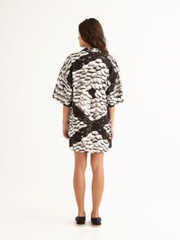 PEBBLES mao men shirt