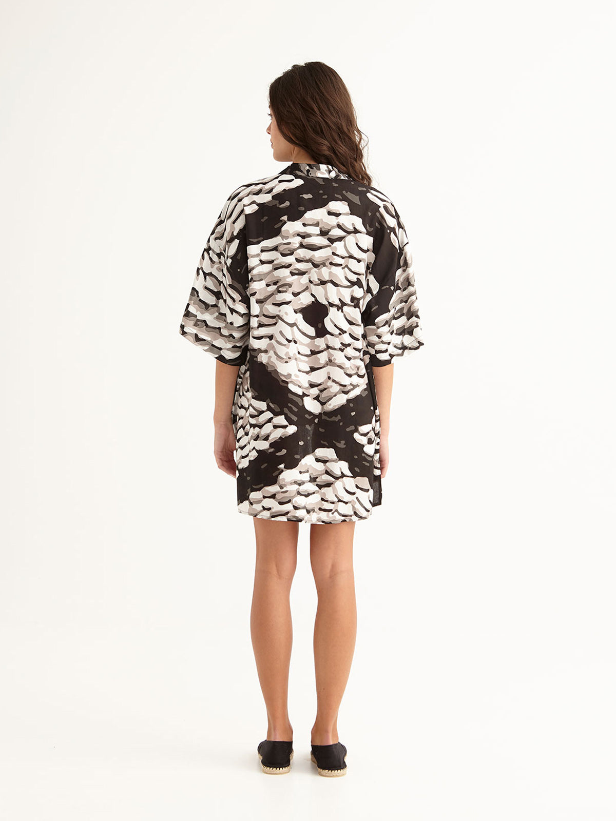 PEBBLES mao men shirt