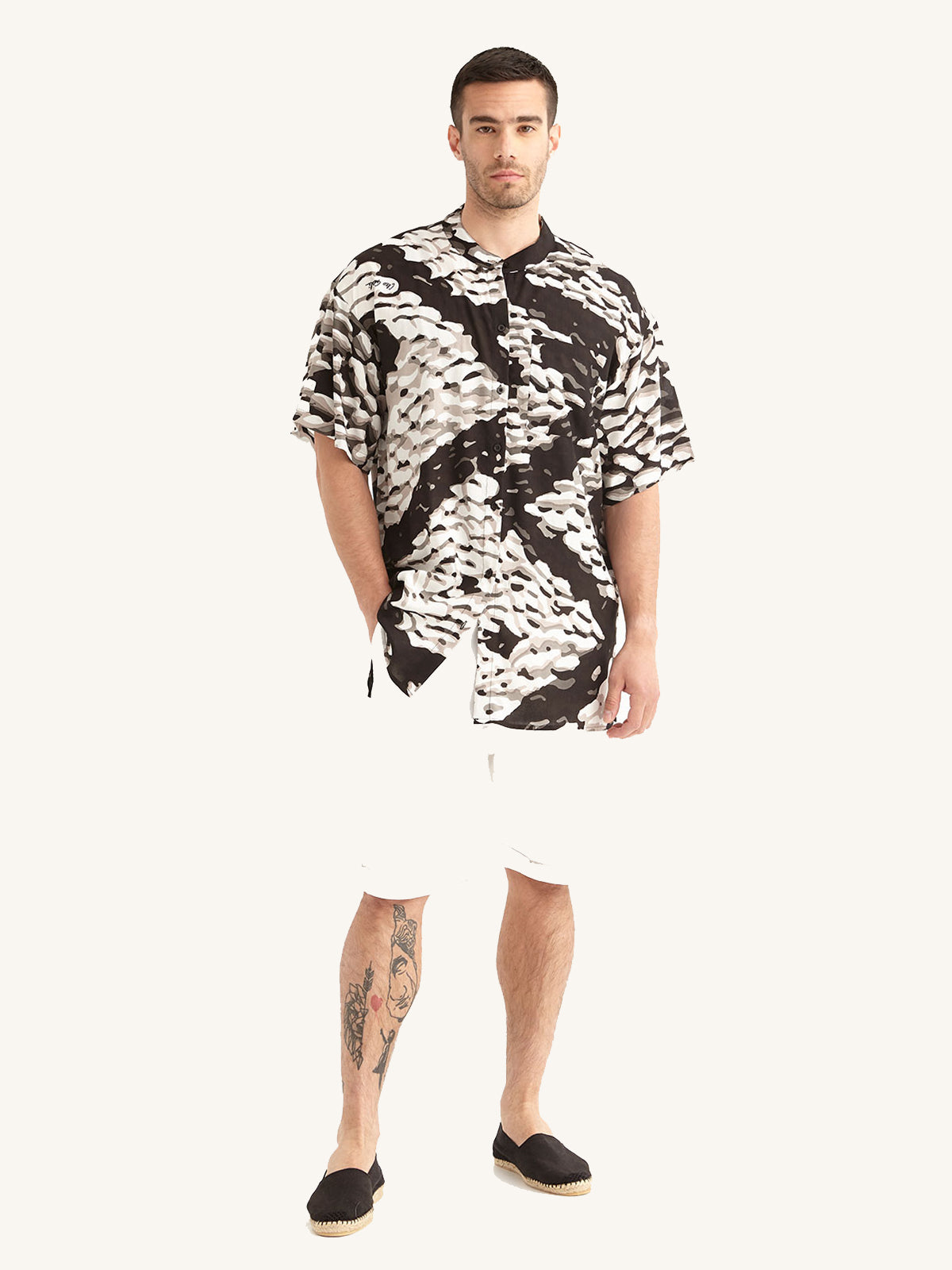 PEBBLES mao men shirt