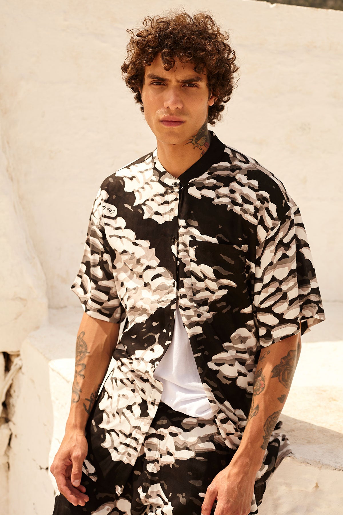 PEBBLES mao men shirt