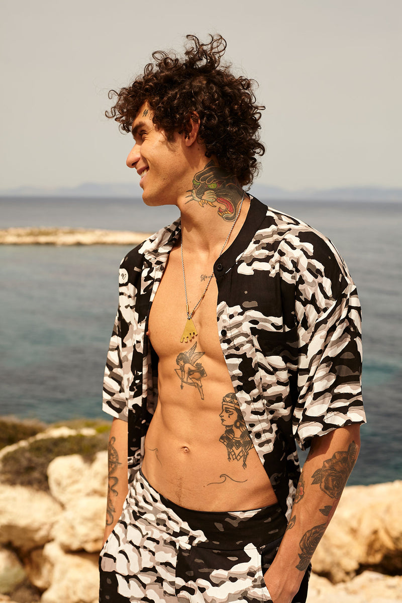 PEBBLES mao men shirt