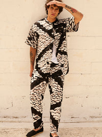 PEBBLES mao shirt