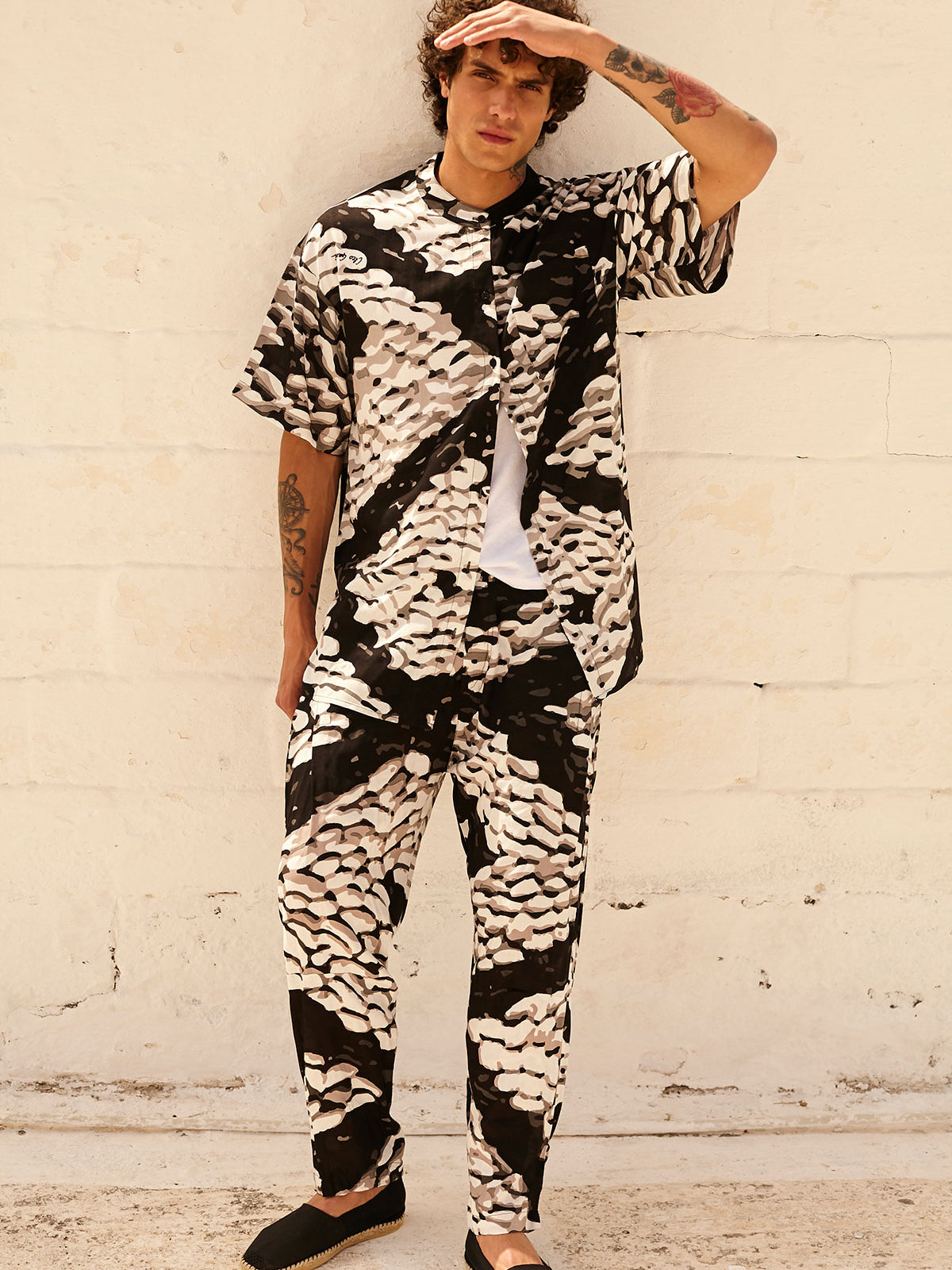 PEBBLES mao shirt