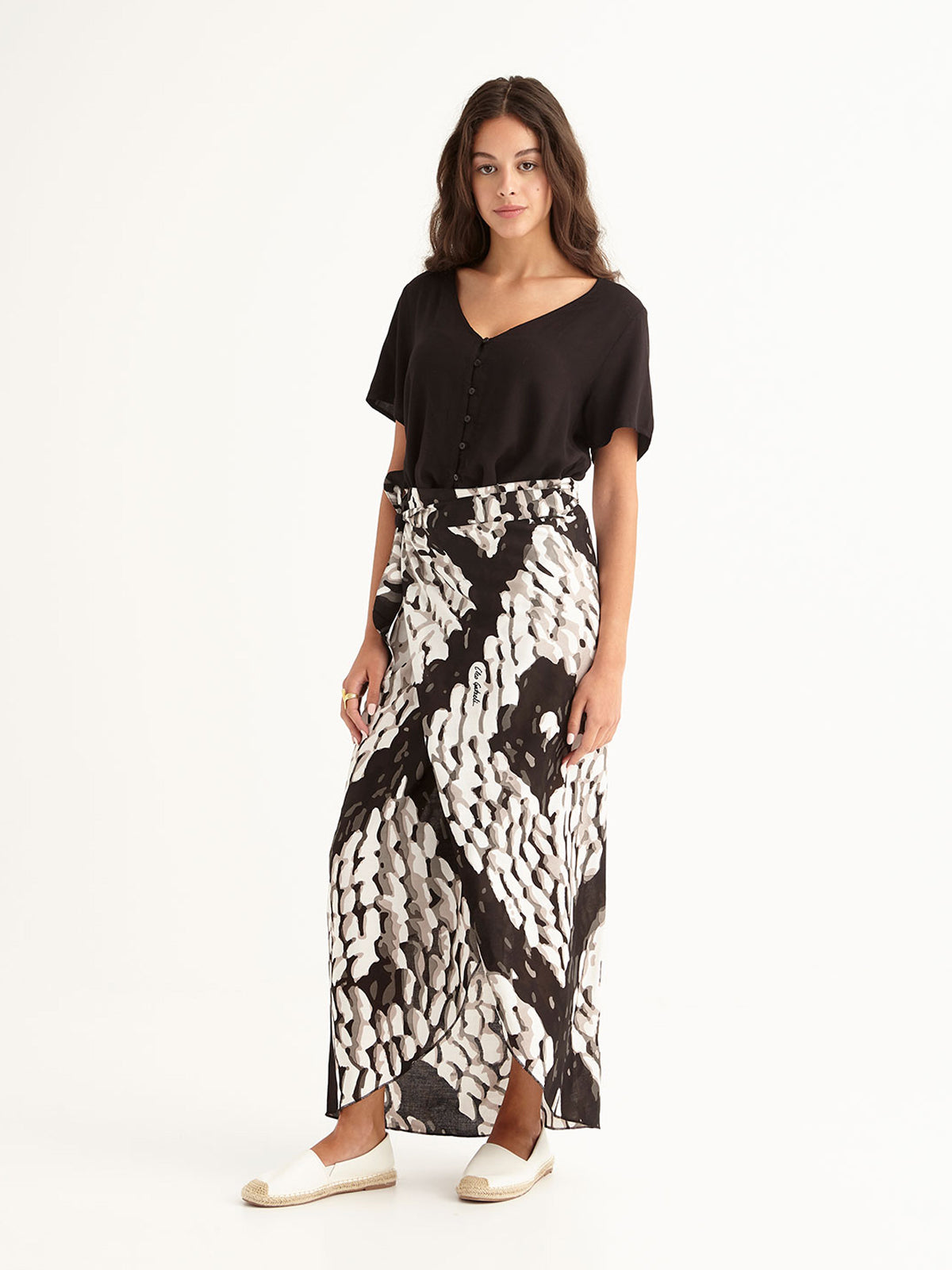 PEBBLES wrap skirt