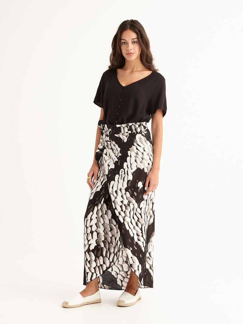 PEBBLES wrap skirt