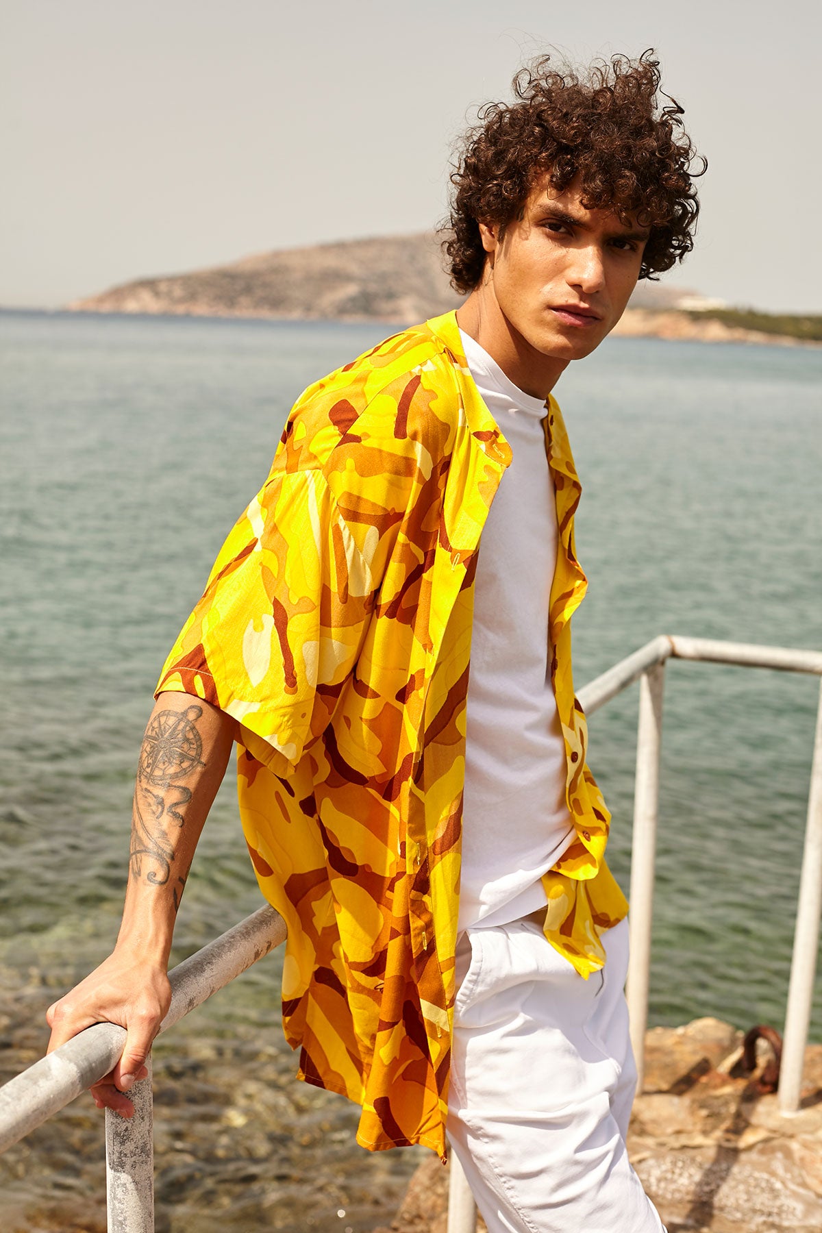 STRAW mao men shirt