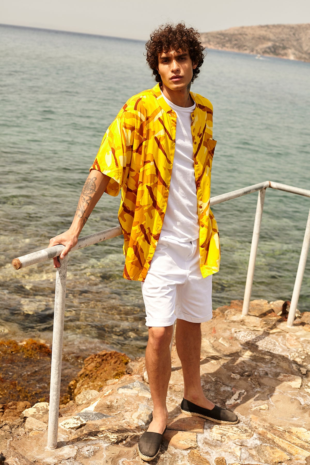 STRAW mao men shirt