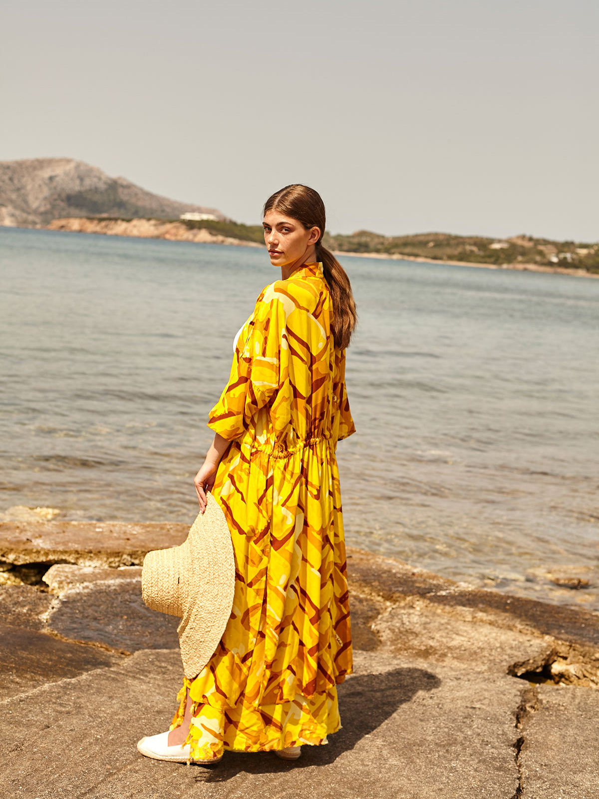 STRAW beach robe with side pockets