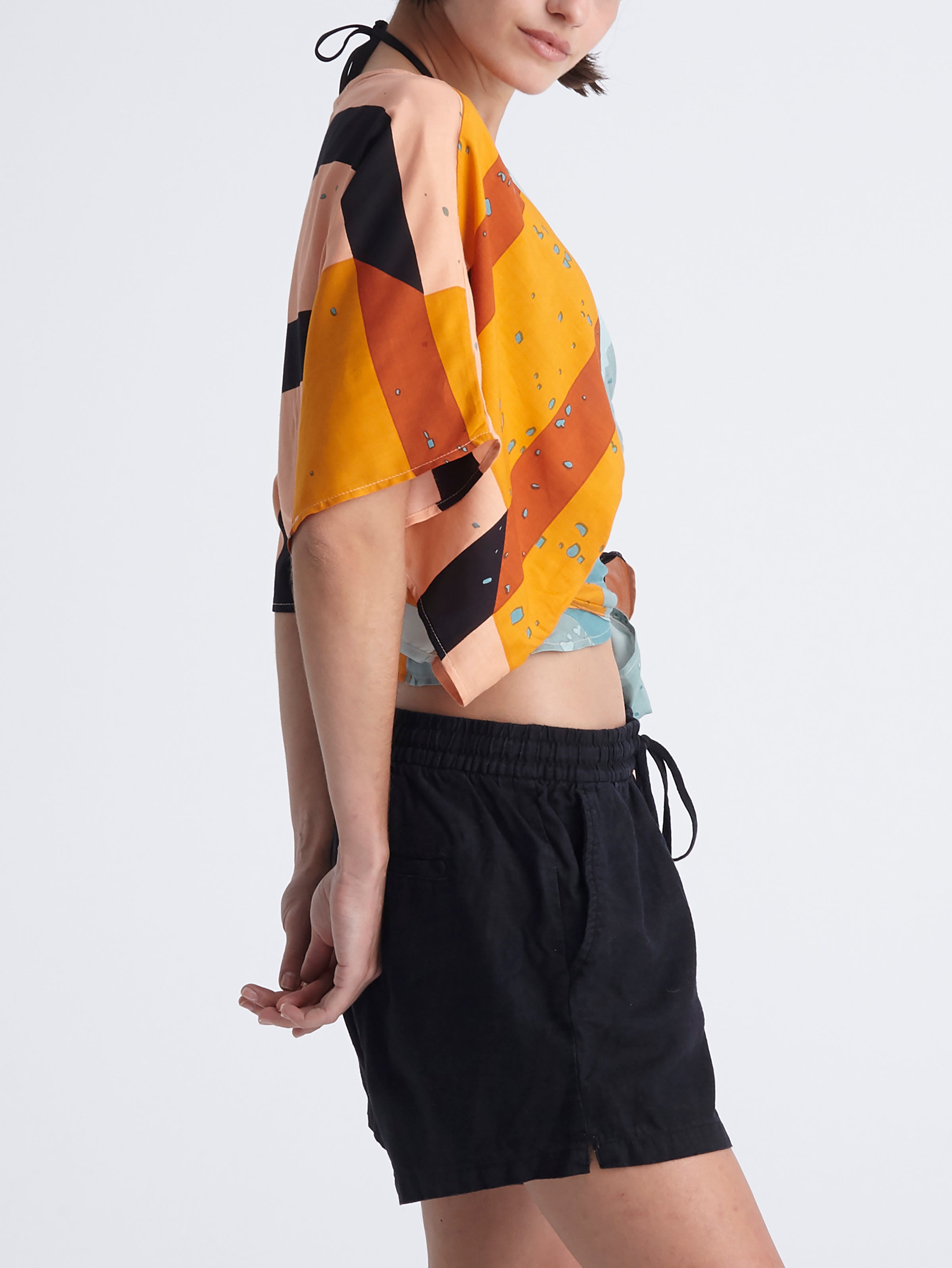 ON BOARD wrap kimono top