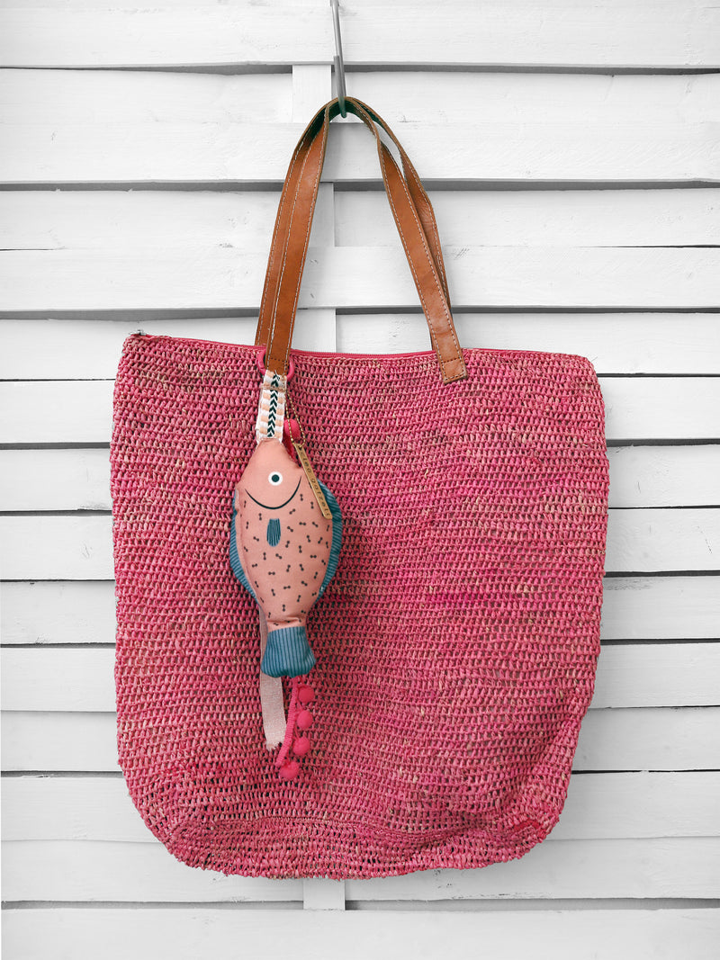 ISLA woven straw bag - fuchsia