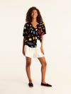 MORE AMOR cropped shirt