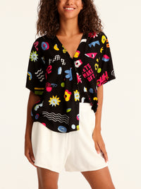 MORE AMOR cropped shirt