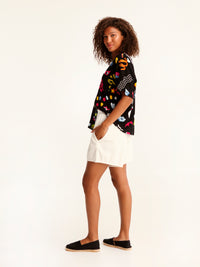 MORE AMOR cropped shirt