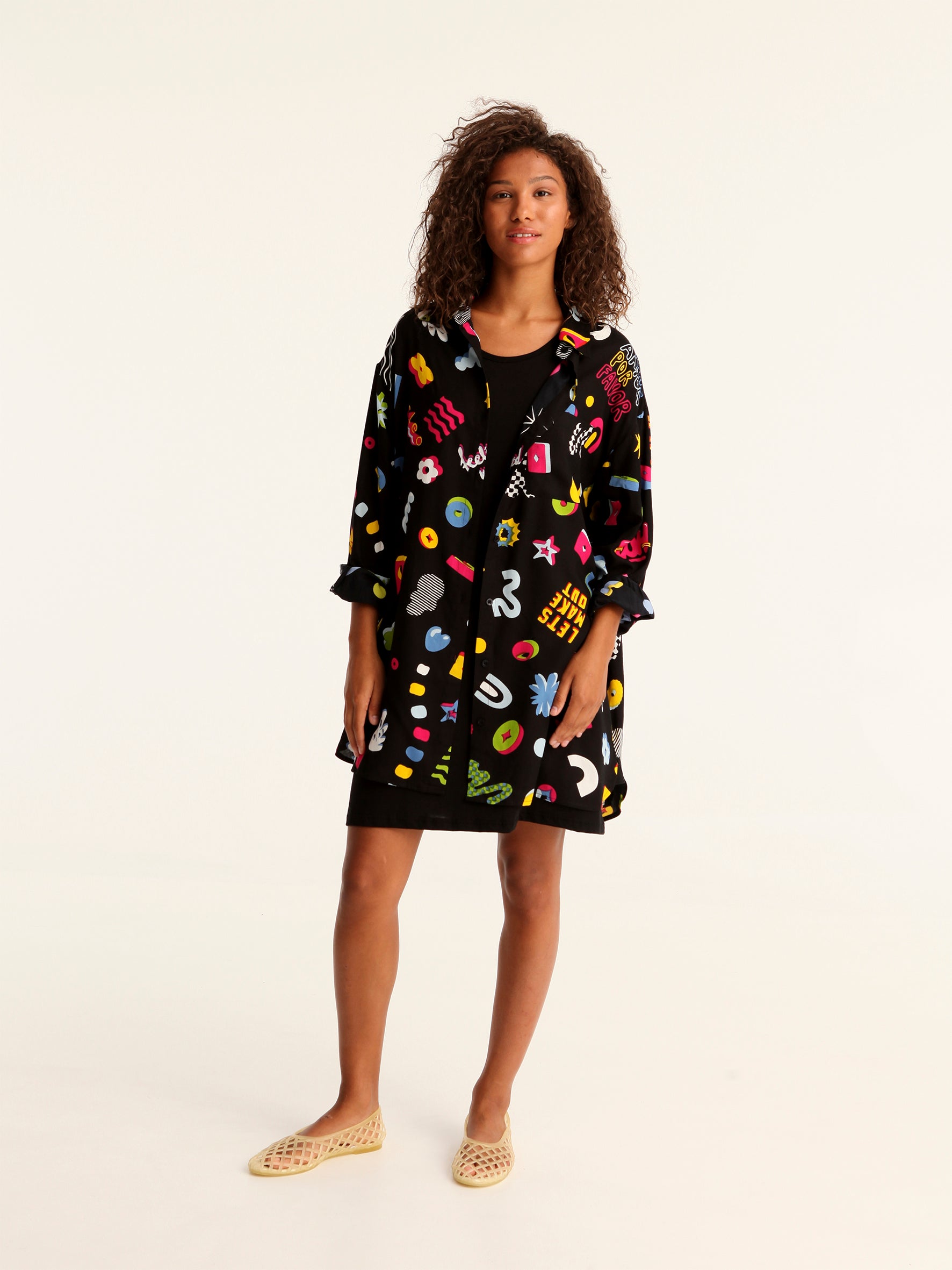 MORE AMOR loose shirt