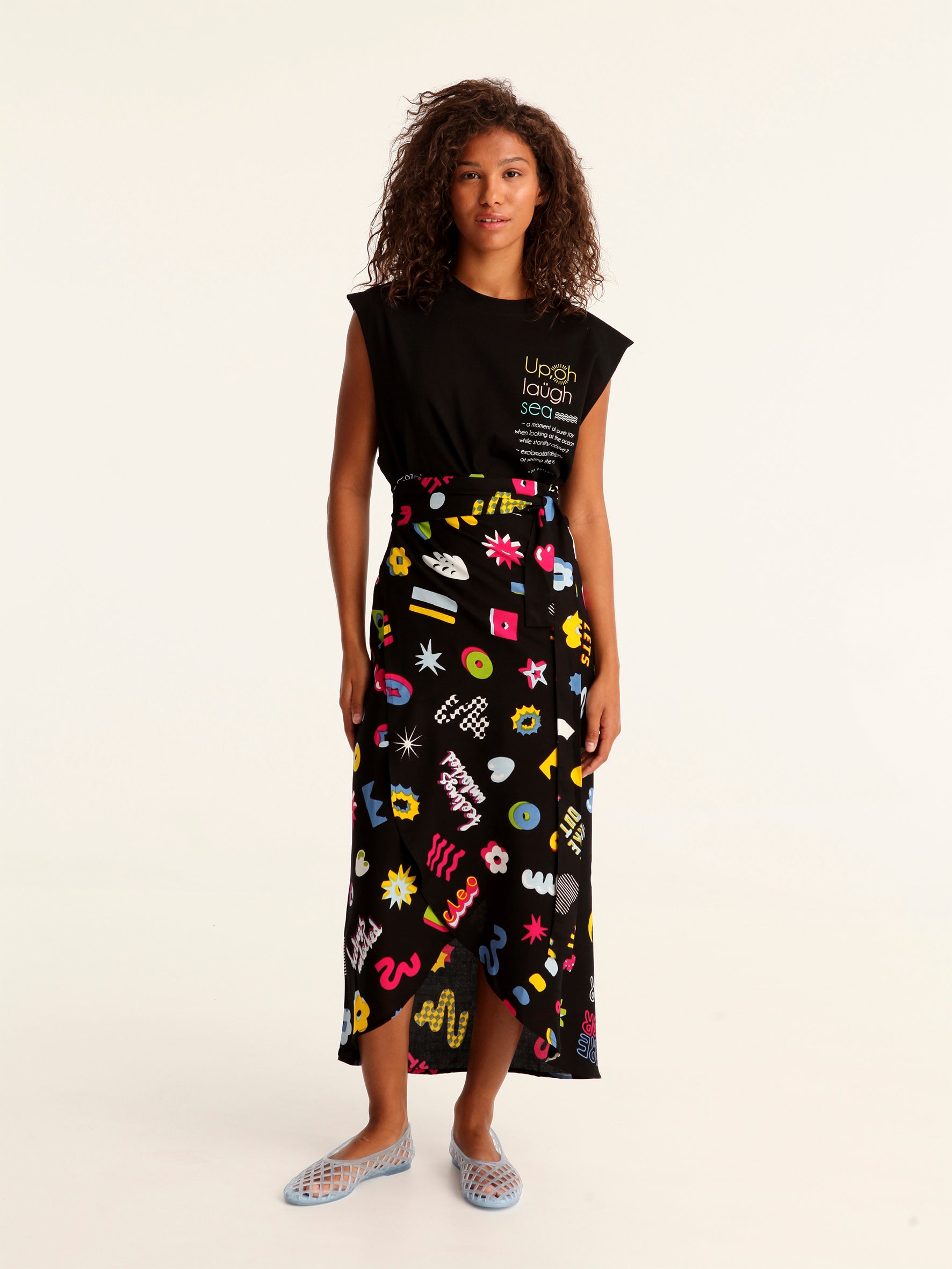 MORE AMOR wrap skirt