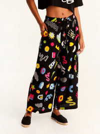 MORE AMOR loose leg pants