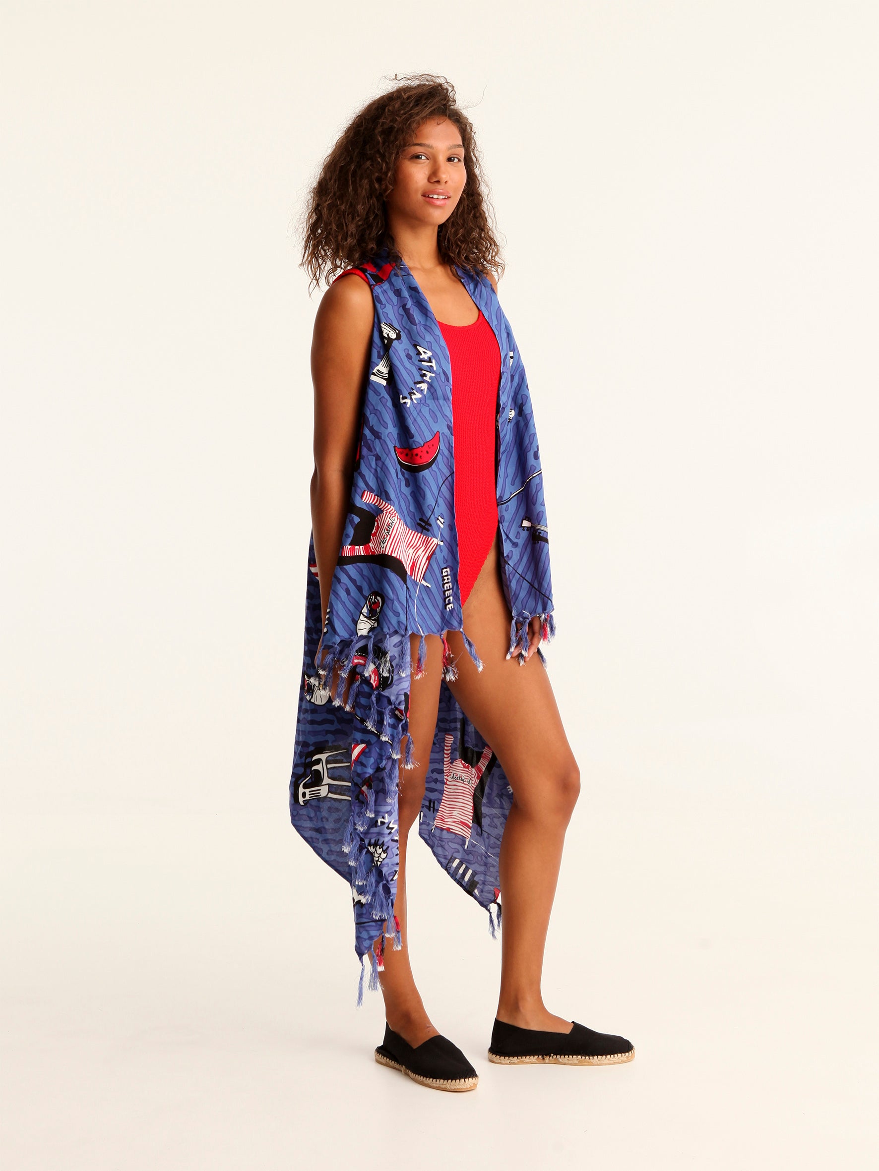 TOURISTA pareo vest with coconut button