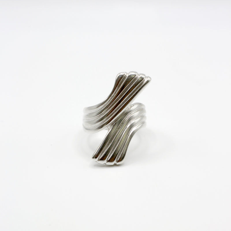RIB TWIST ring - sterling silver
