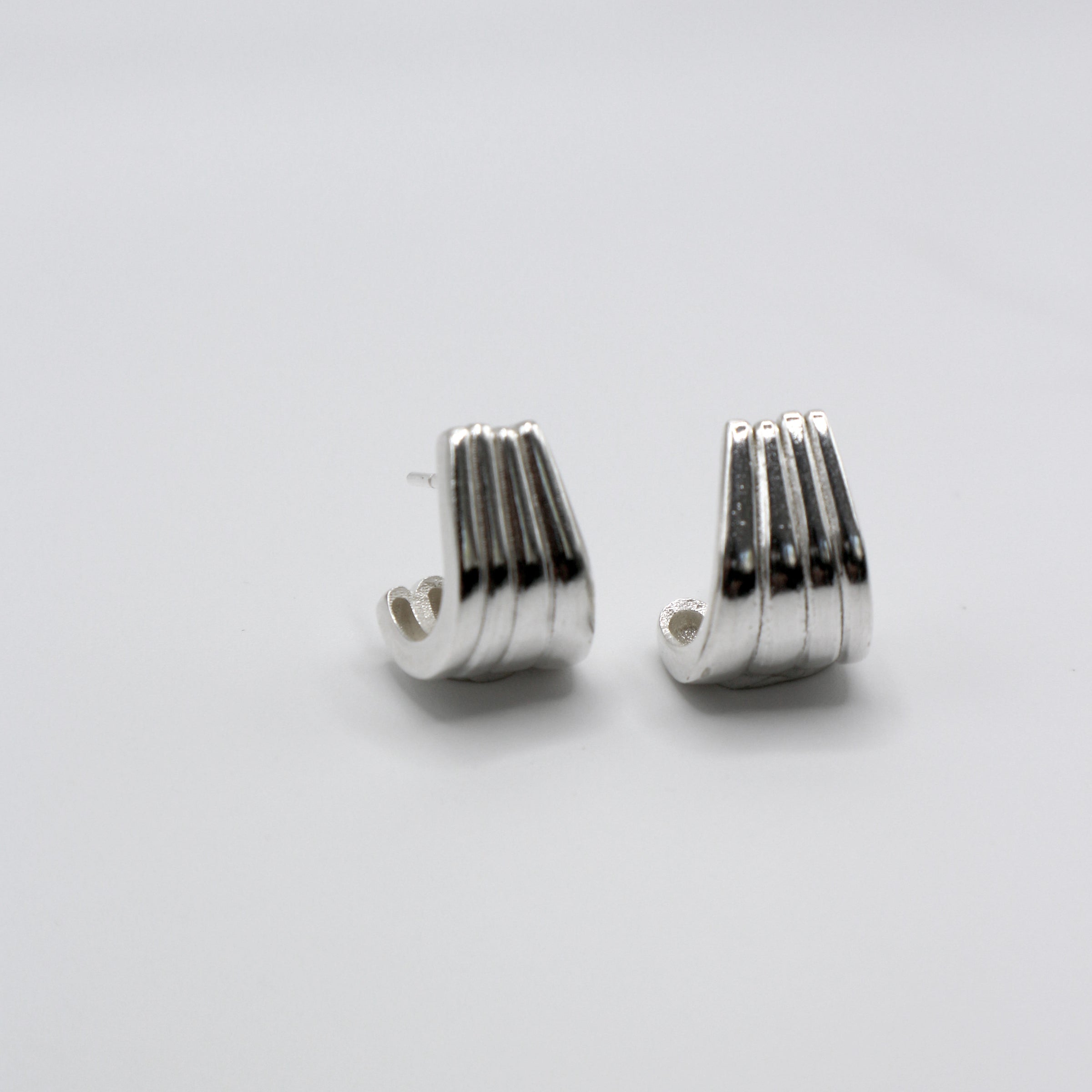 RIB HOOKS earrings - sterling silver