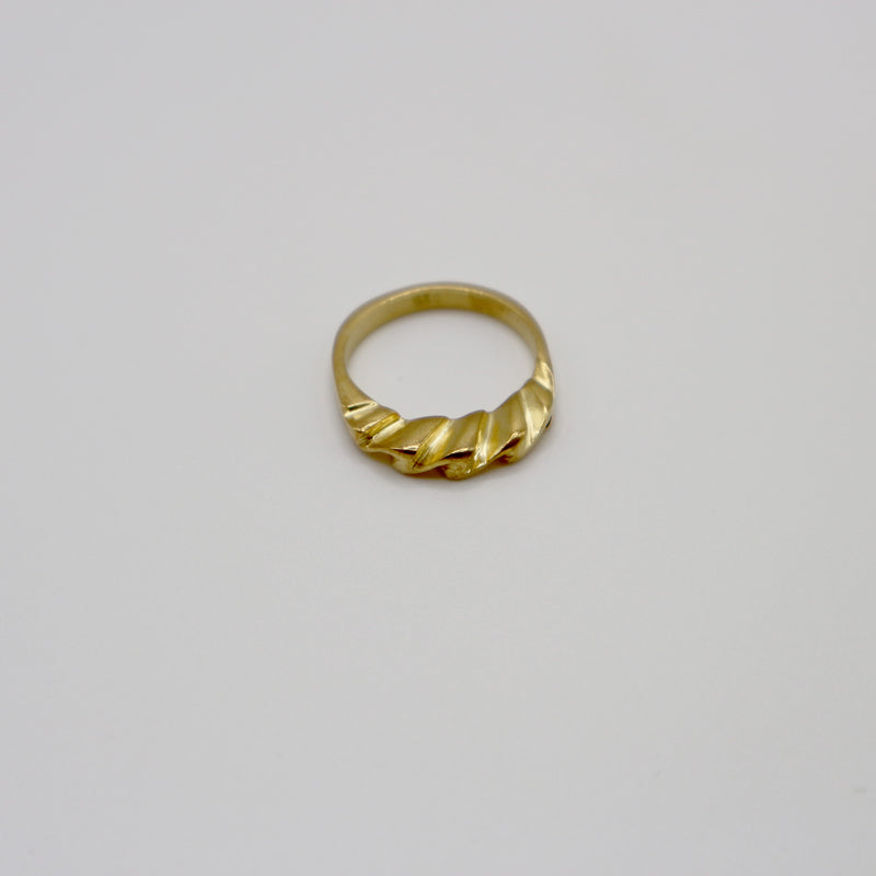 WAVE ring - gold plated sterling silver