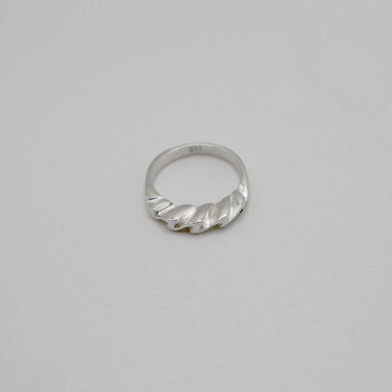 WAVE ring - sterling silver