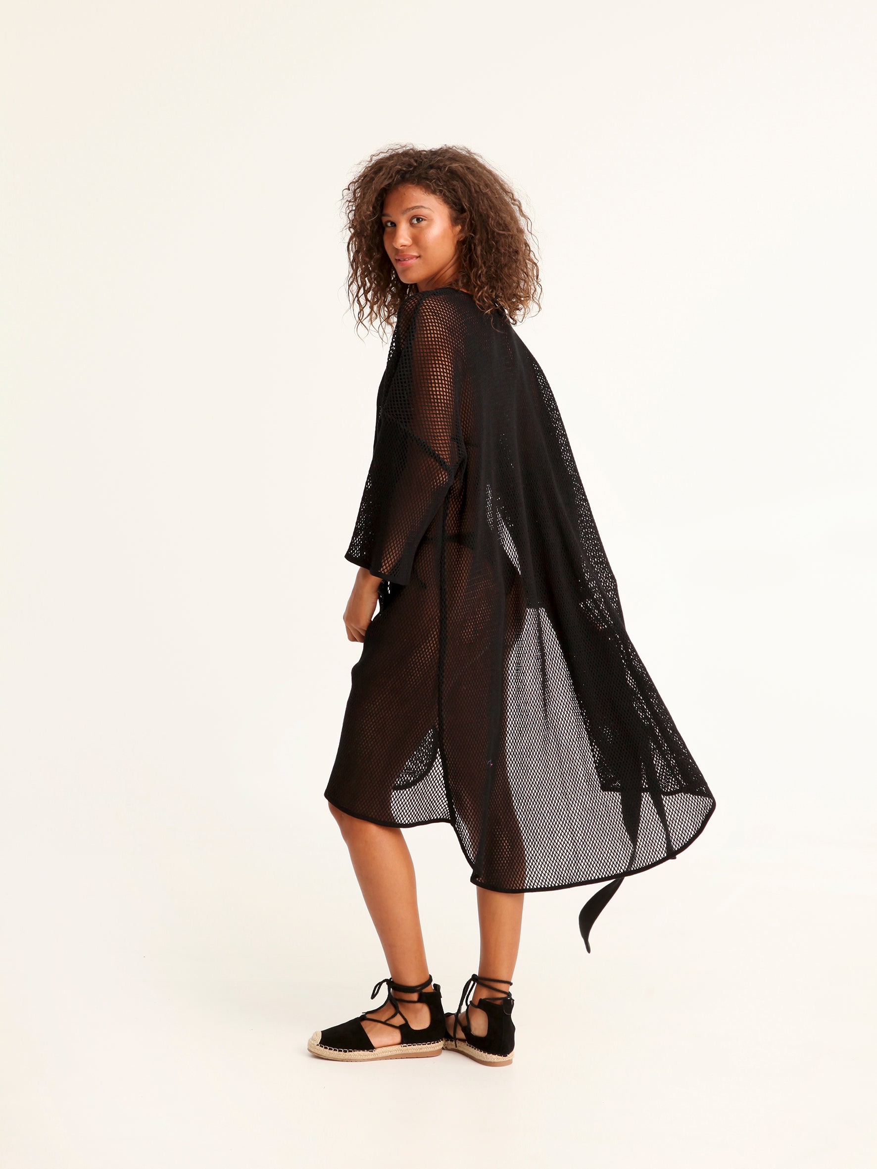 NET BLACK belted kimono
