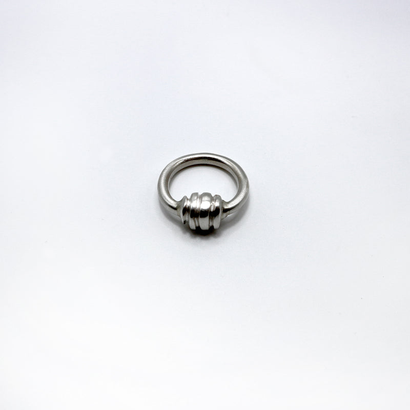 RIB KNOT ring - sterling silver