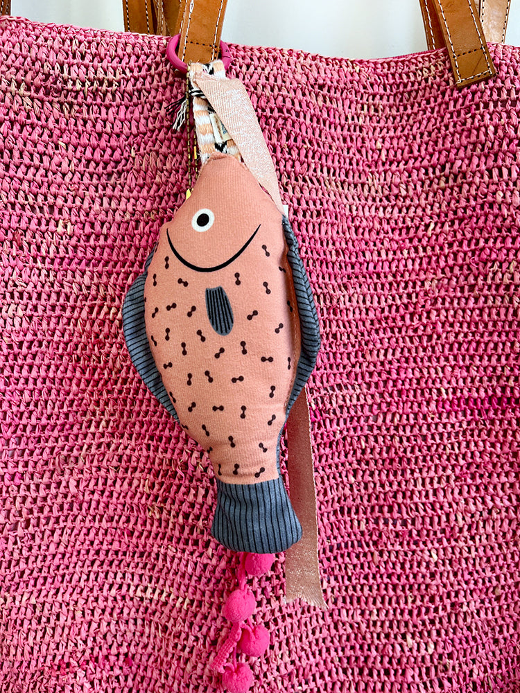 DOT FISH - fish charm - pink