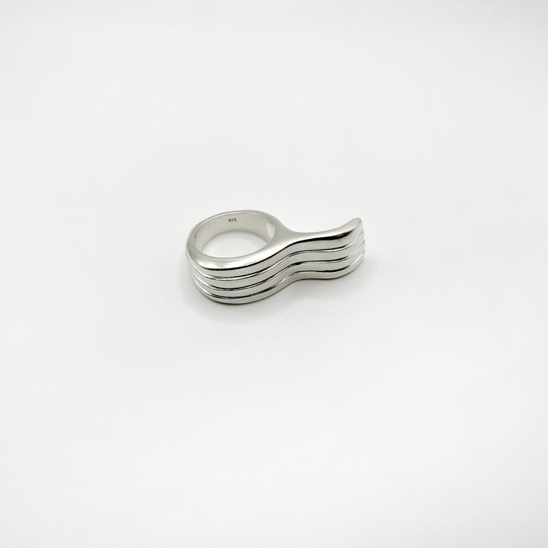 RIB WAVES ring - sterling silver