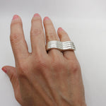 RIB WAVES ring - sterling silver