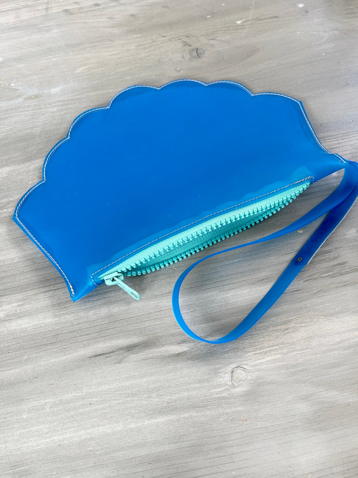 SHELL pouch - pvc royal