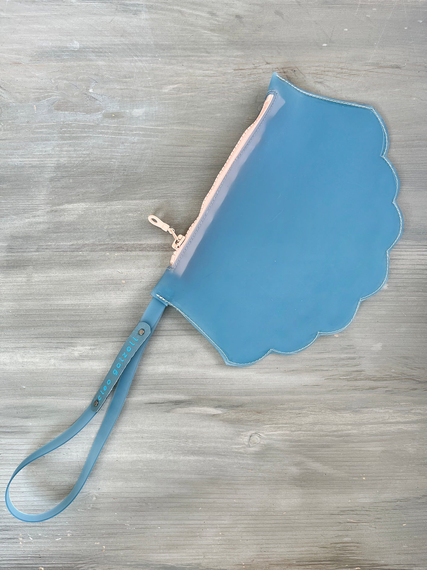 SHELL pouch - pvc ciel