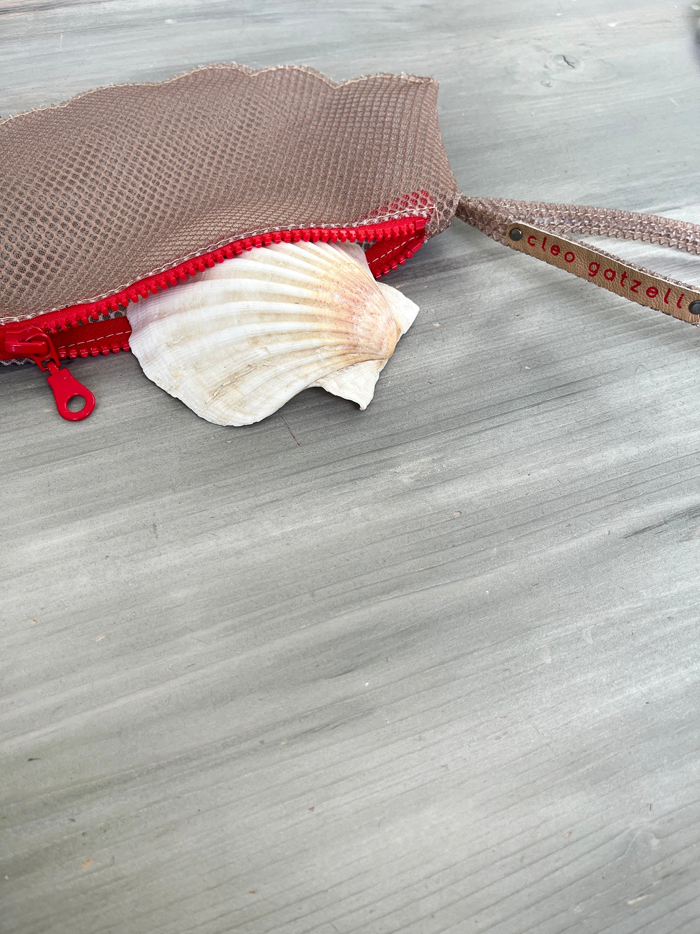 SHELL pouch - file sand