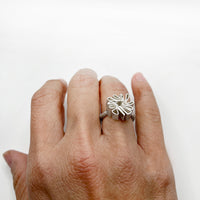 DAISY ring - sterling silver - * unique and one of a kind *