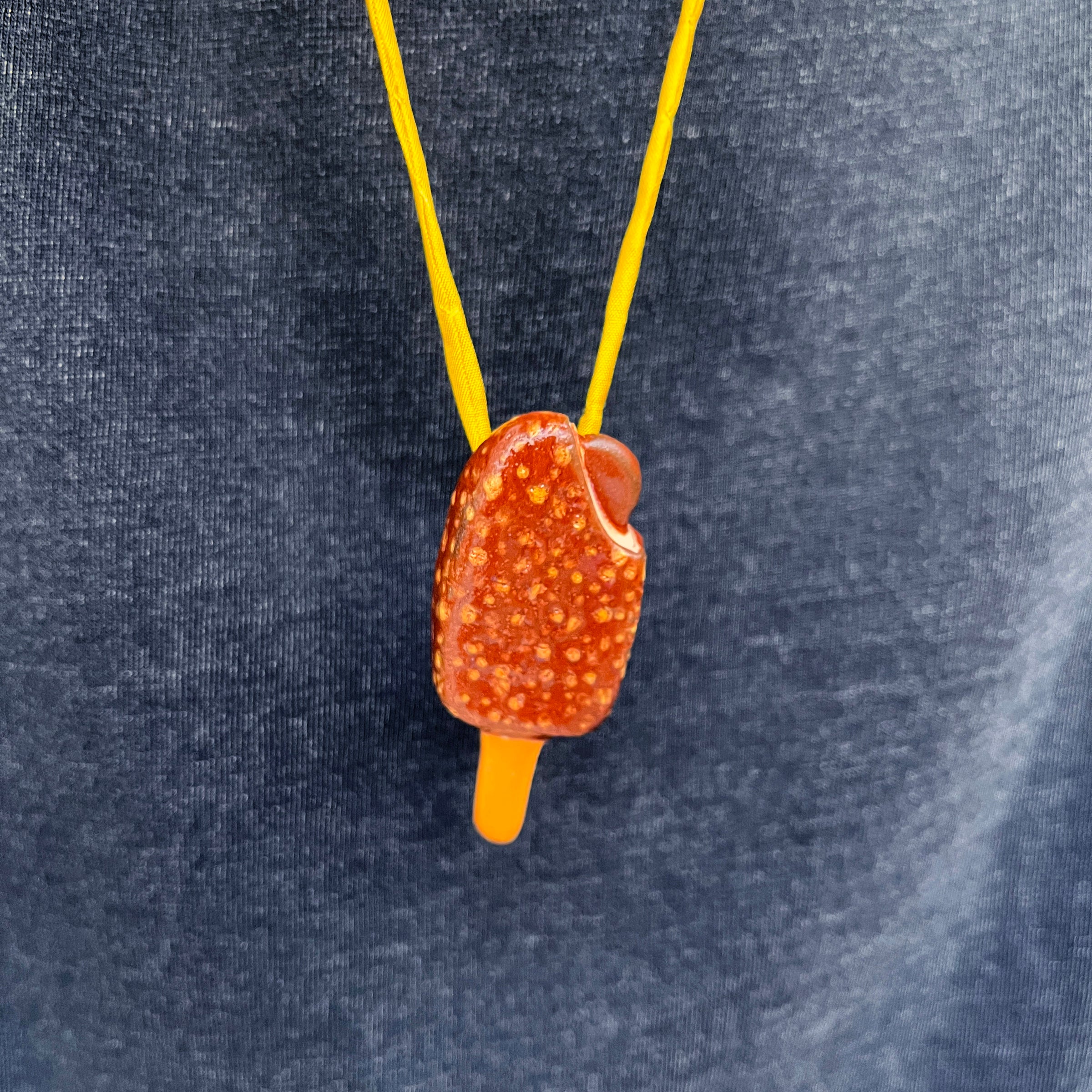 CERAMIC FEAST ICE-CREAM pendant