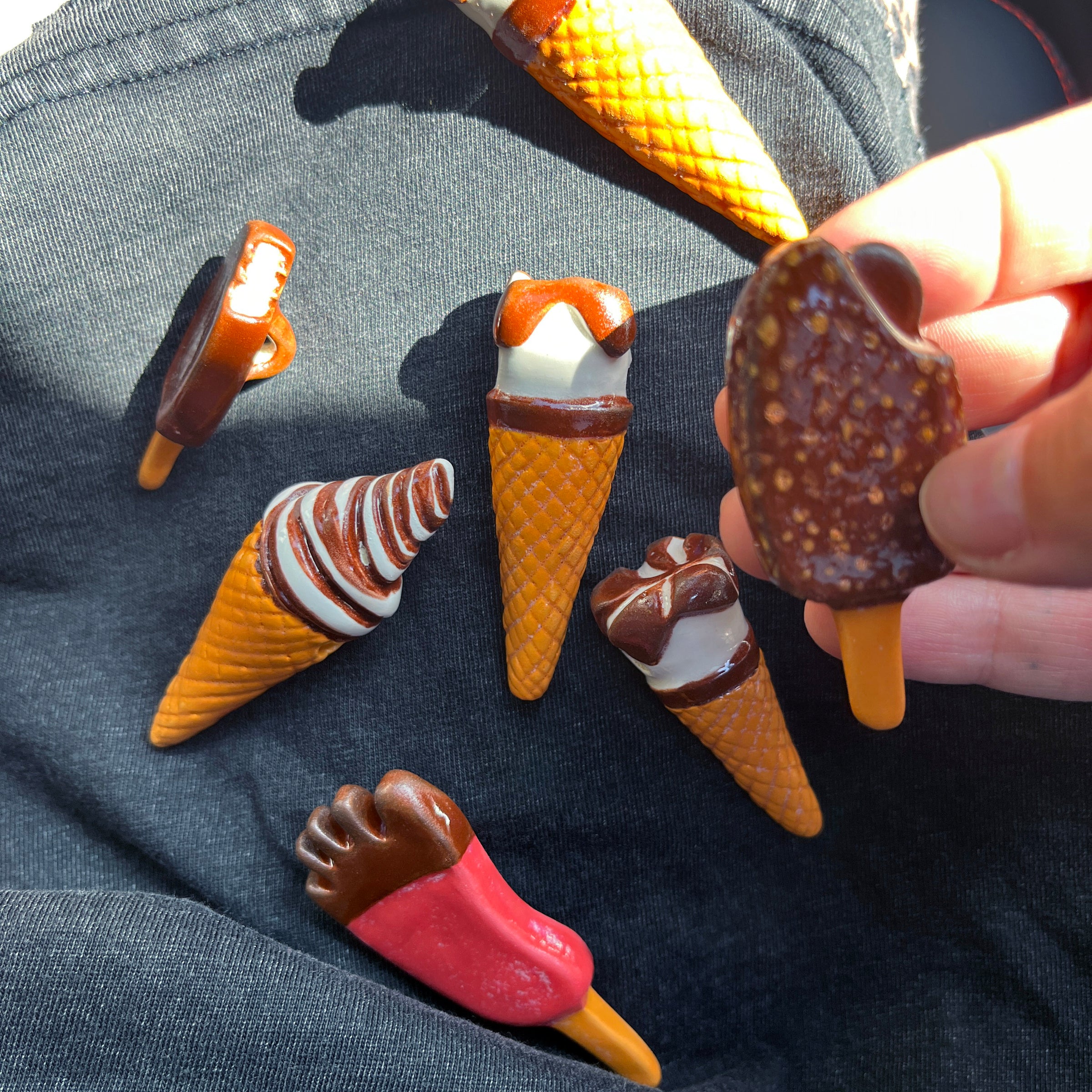 CERAMIC FEAST ICE-CREAM pendant