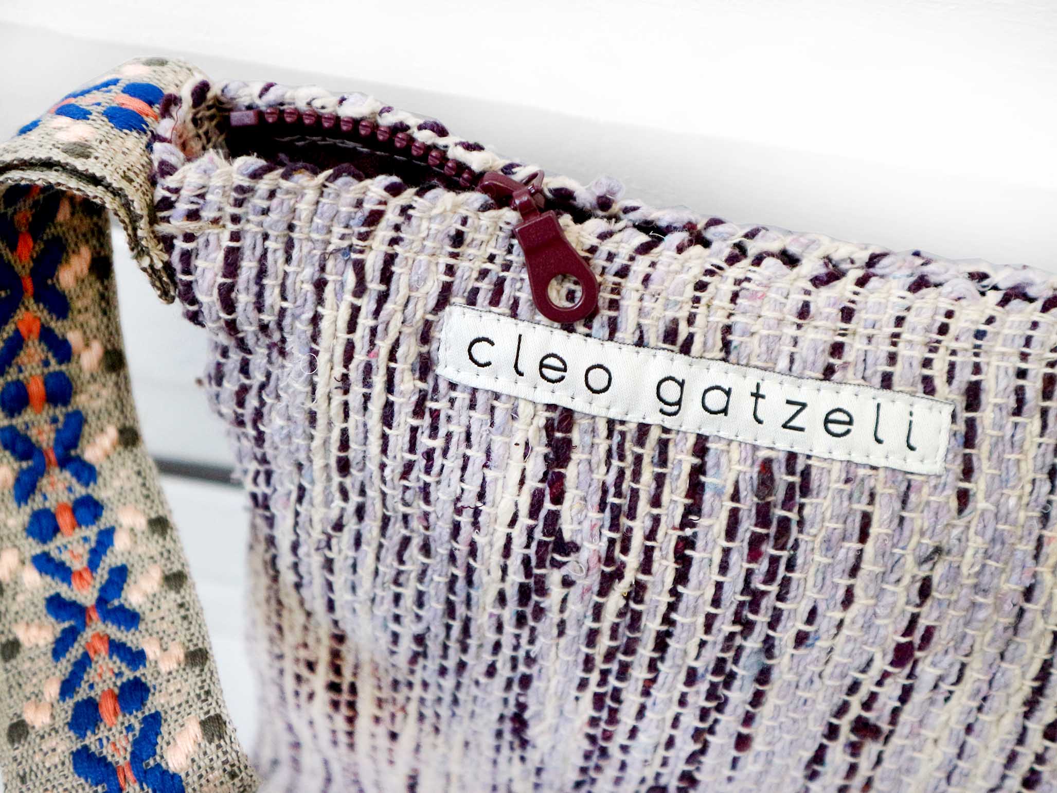 SPLASH - MULTI LOOM clutch bag