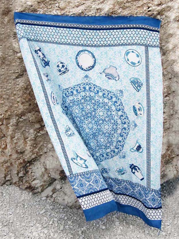 PORCELAIN BLUES pareo
