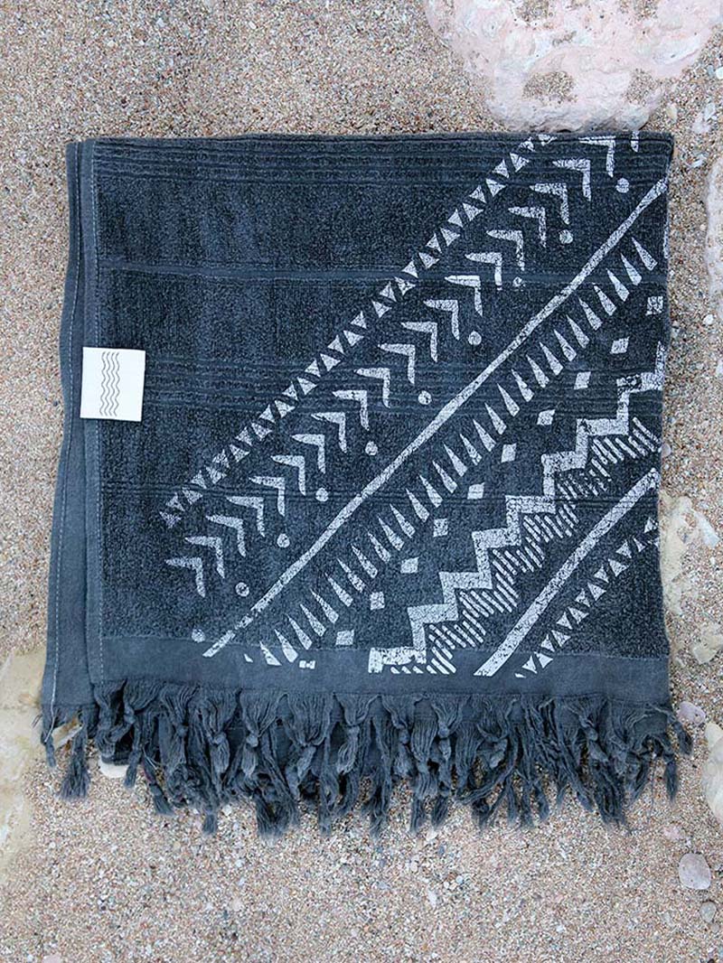 NAVAJO peshtowel