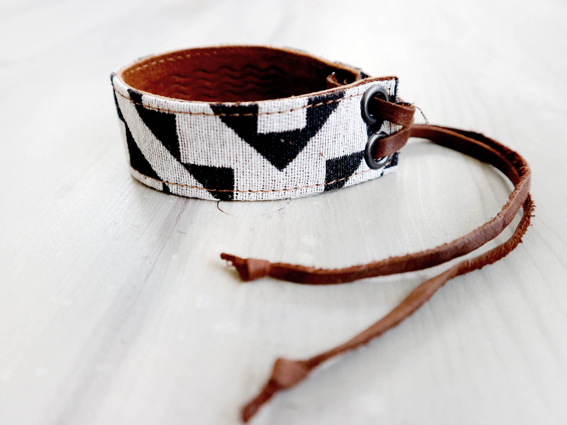 CHARMER- ETHNIC arm ankle bracelet, 3cm – cleogatzeli