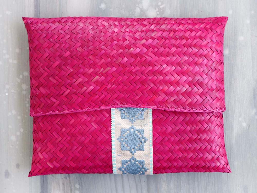 COCO - SOLID straw pouch