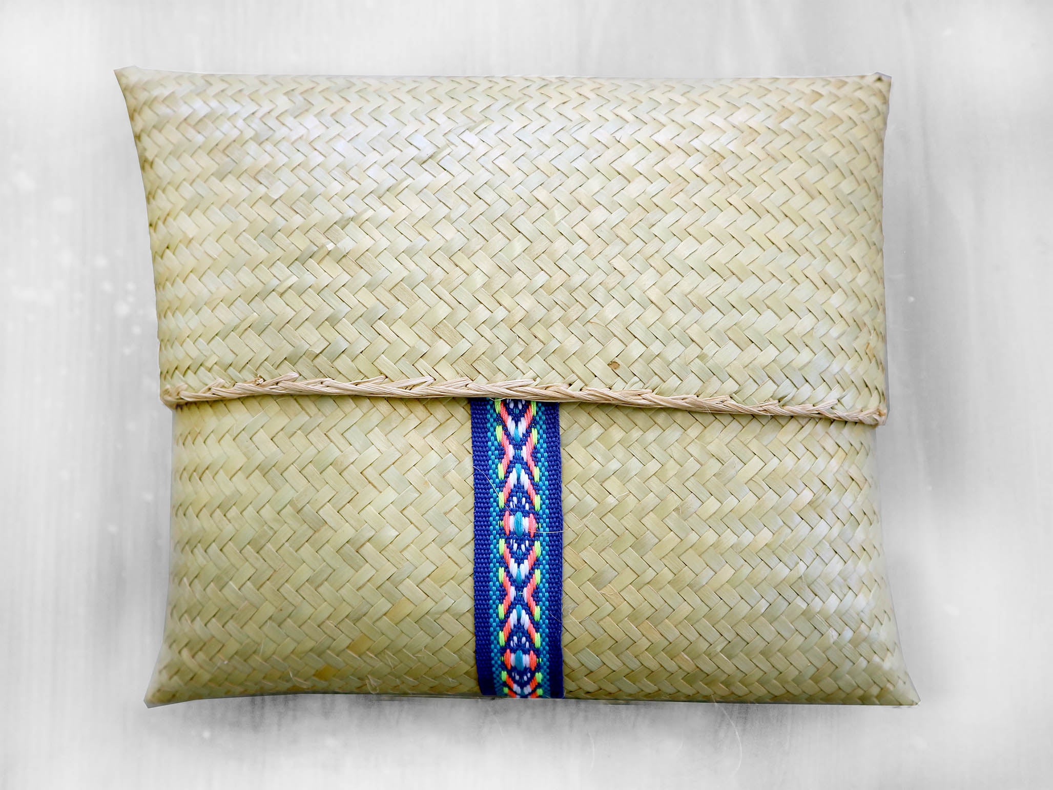 COCO - SOLID straw pouch