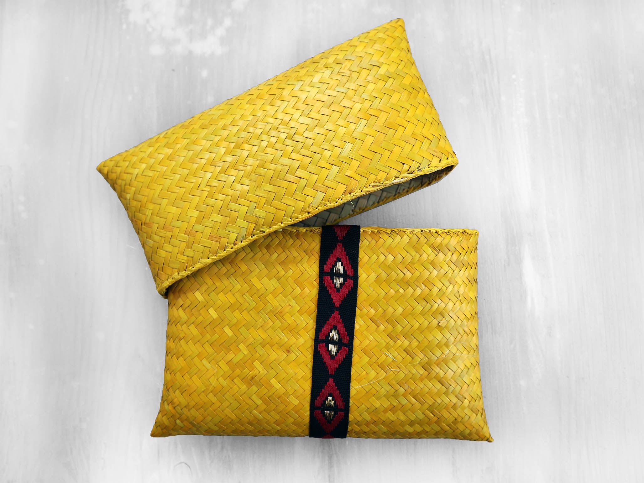 COCO - SOLID straw pouch