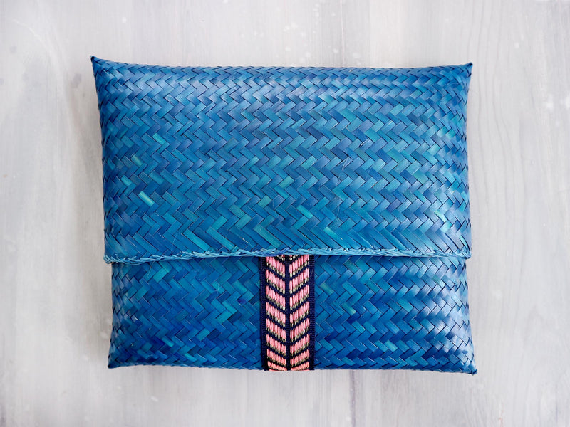COCO - SOLID straw pouch