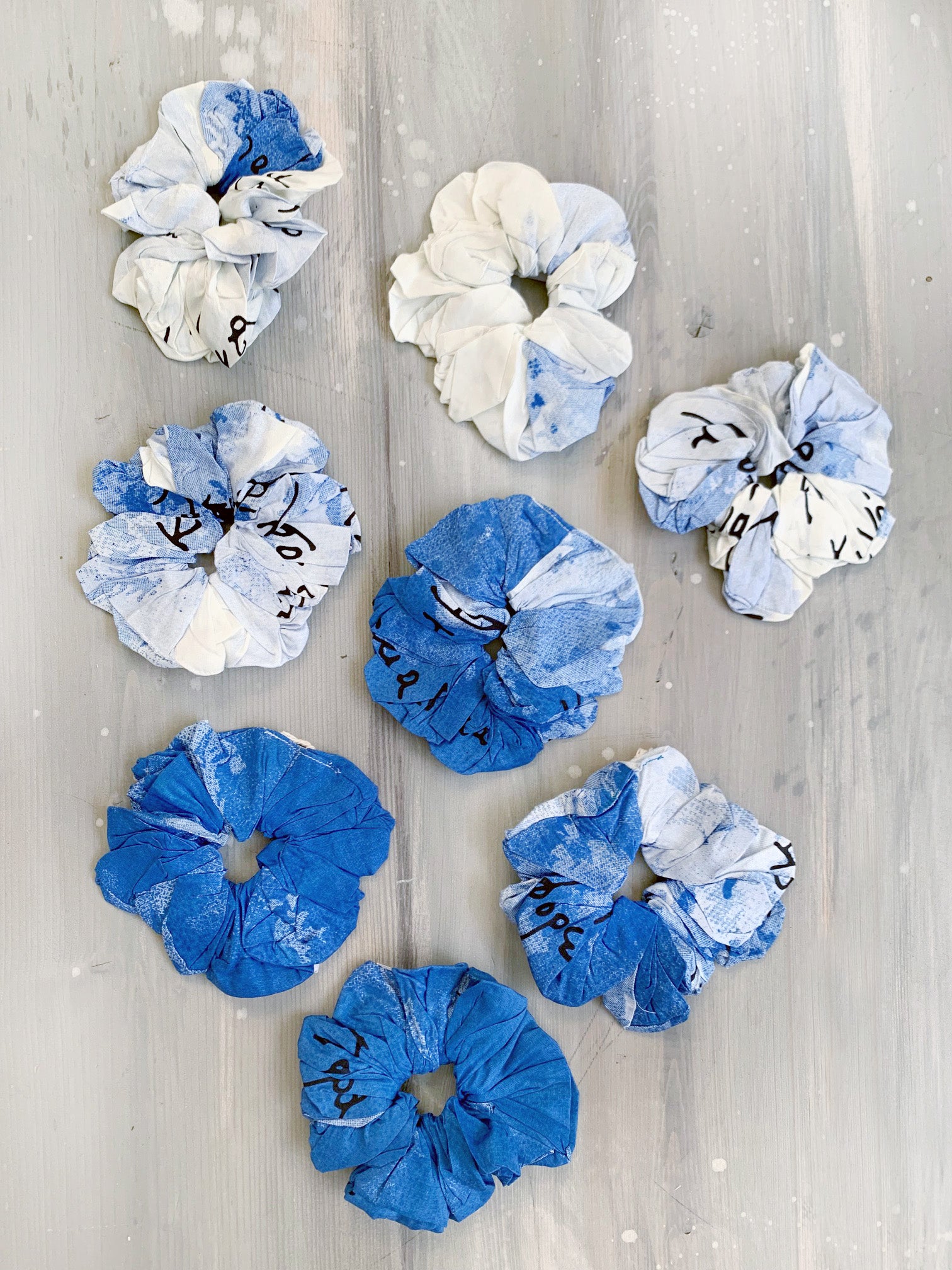 PARALIA scrunchie