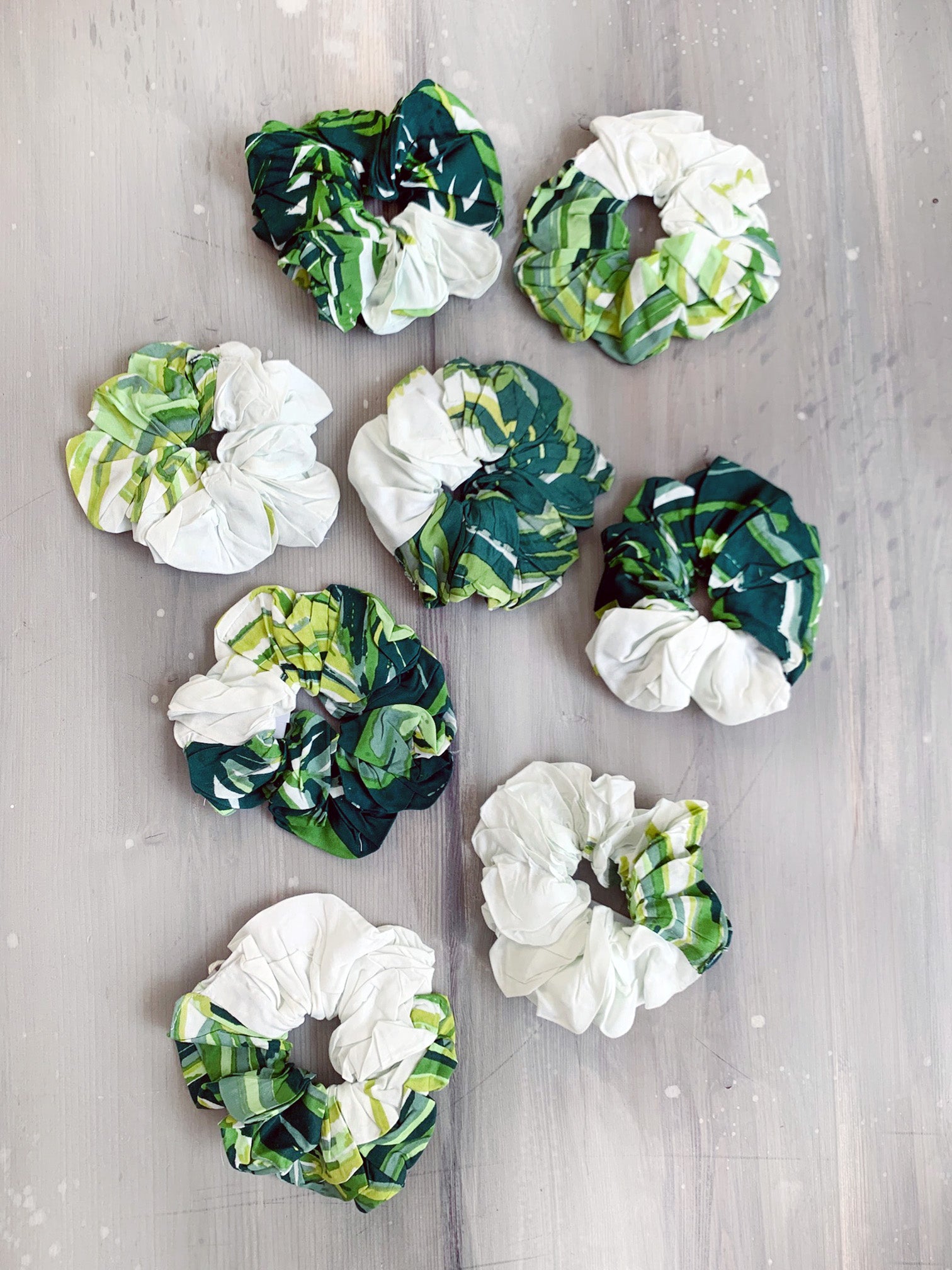 PALMA scrunchie